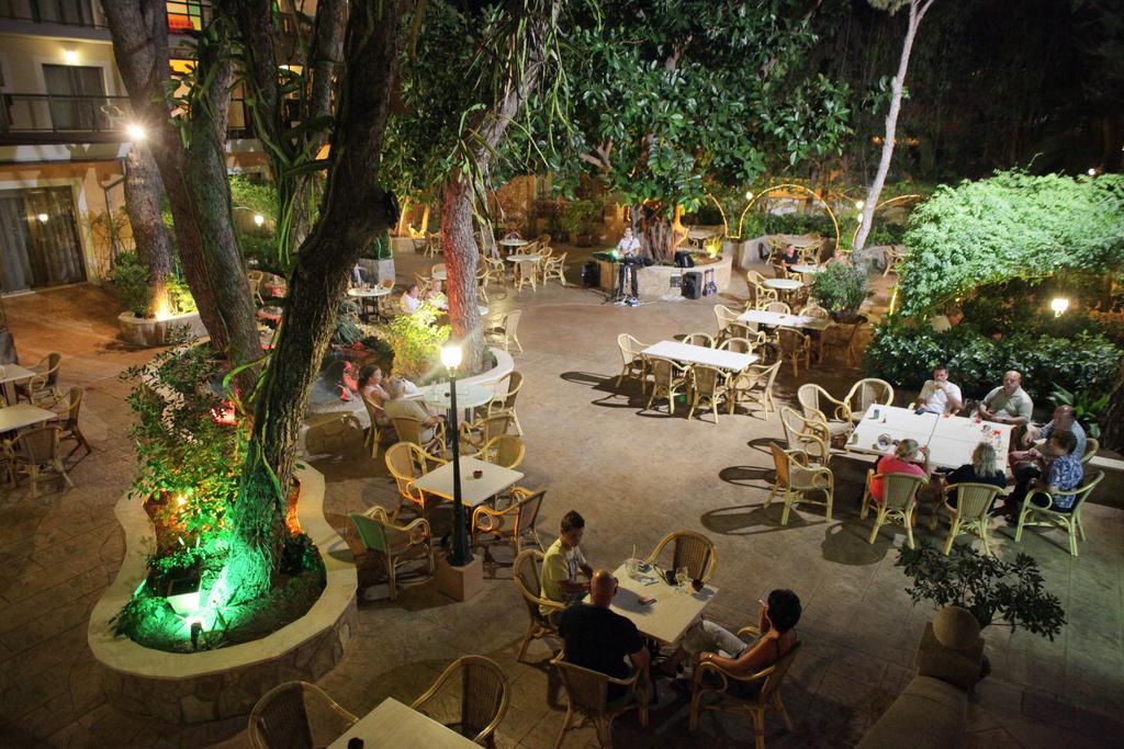 Hotel Baviera Cala Ratjada  Zewnętrze zdjęcie