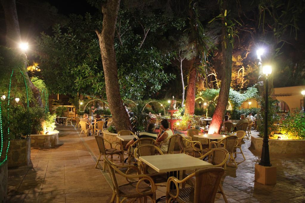 Hotel Baviera Cala Ratjada  Zewnętrze zdjęcie