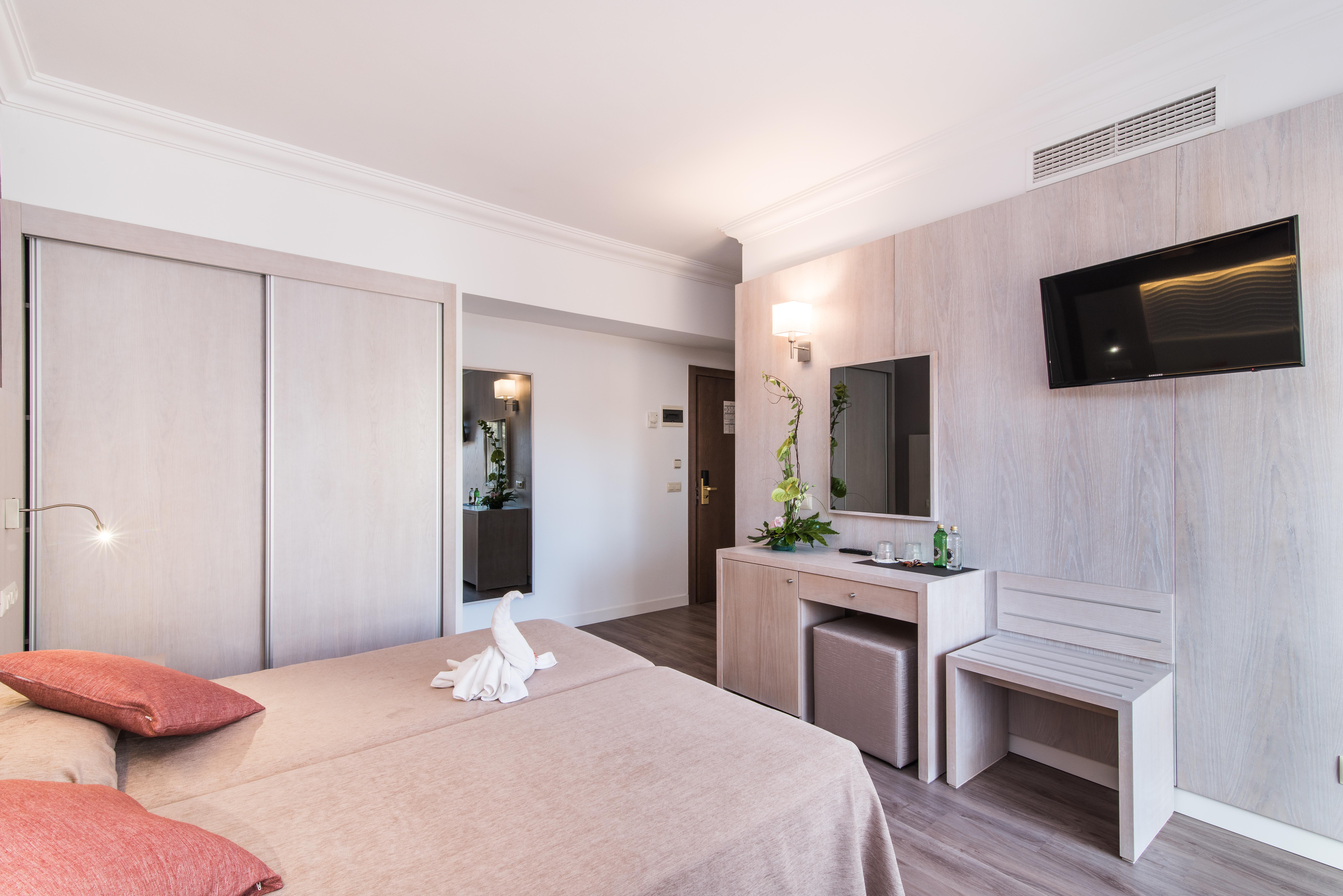 Hotel Baviera Cala Ratjada  Zewnętrze zdjęcie