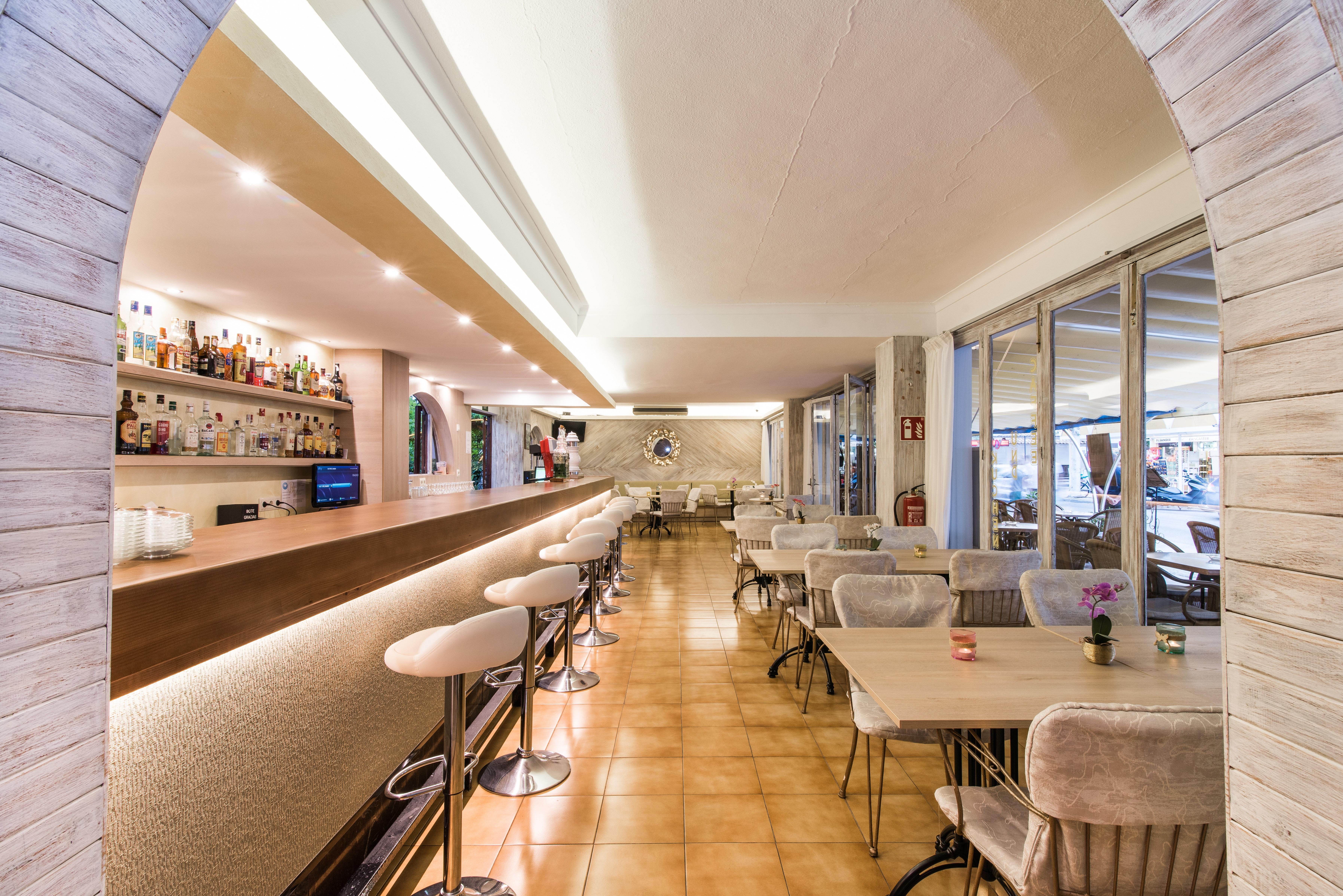 Hotel Baviera Cala Ratjada  Zewnętrze zdjęcie